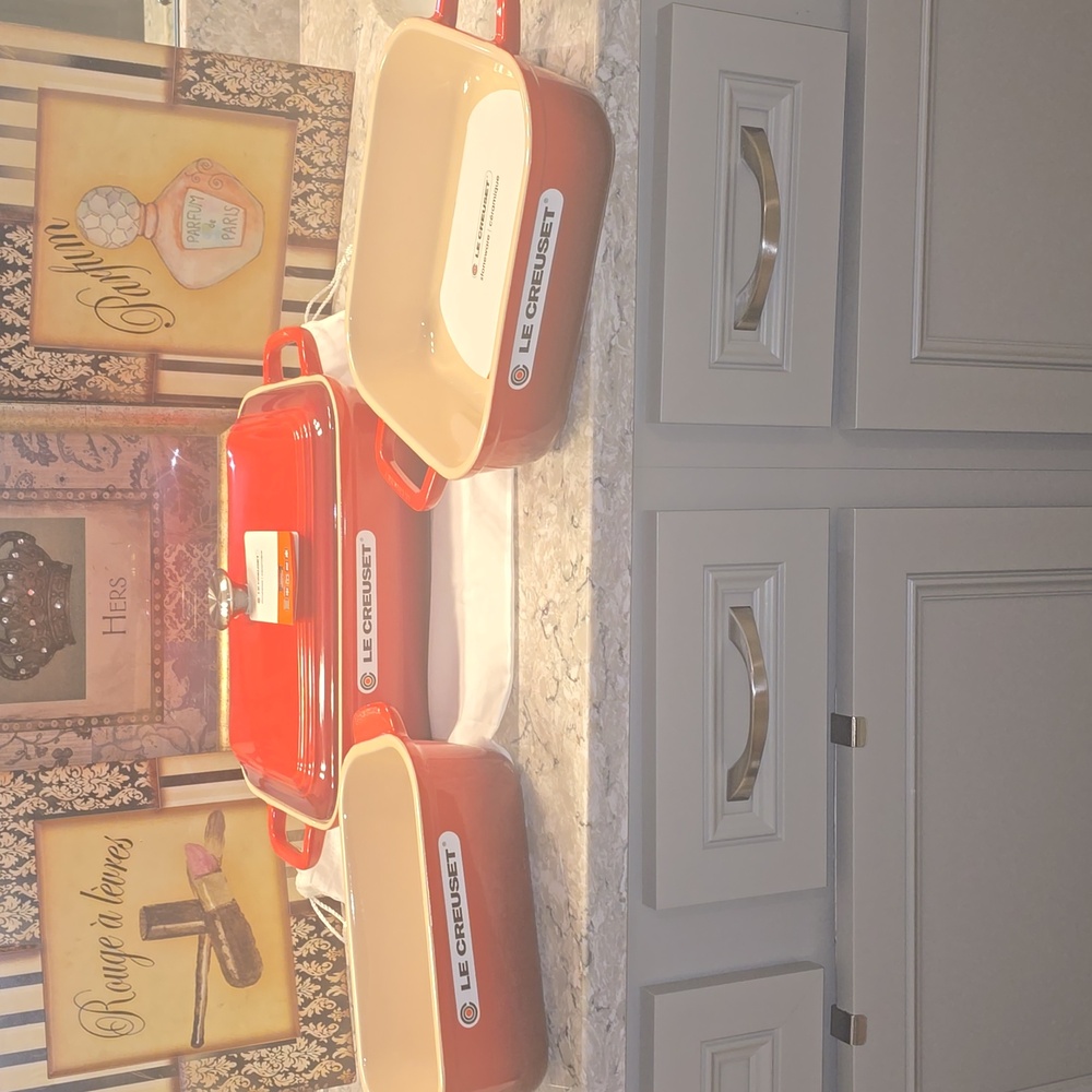 NWOT, Never Used  Le Creuset 4 Piece Set - Cerise Color